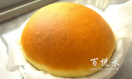 风靡吃货圈的日本北海道巨蛋面包，像蛋糕一样柔软，奶味浓郁
